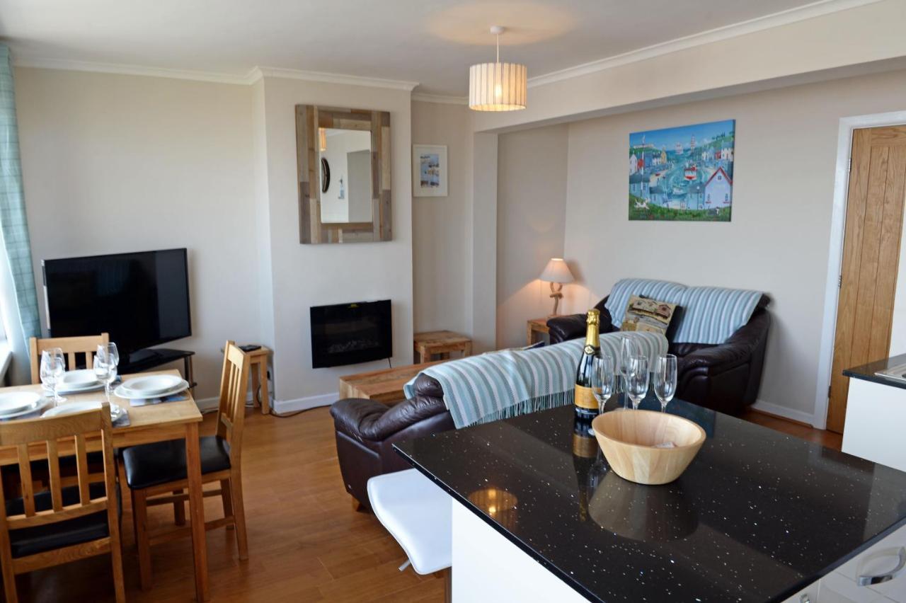 Mermaid Apartment - Sea Front Apartment With Views Saundersfoot Exterior photo